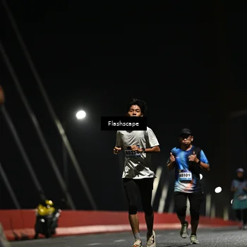 Runner Photo 9185007