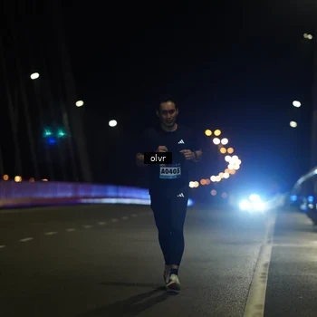 Runner Photo 9185069