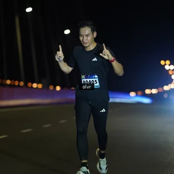 Runner Photo 9185102