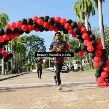 Runner Photo 9185758