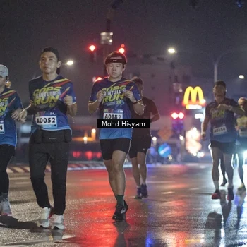 Runner Photo 9186418