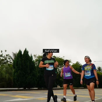 Runner Photo 9187003