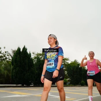 Runner Photo 9187067