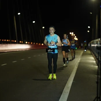 Runner Photo 9187163