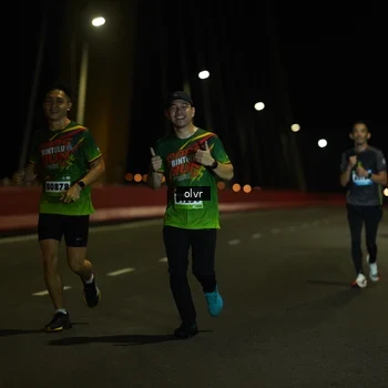 Runner Photo 9187701