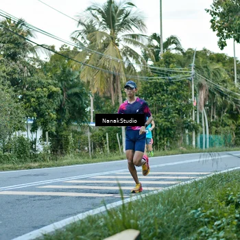 Runner Photo 9187972