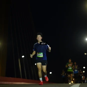 Runner Photo 9189028