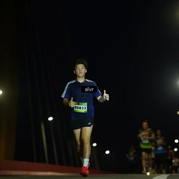 Runner Photo 9189036