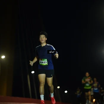 Runner Photo 9189041