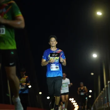 Runner Photo 9189105