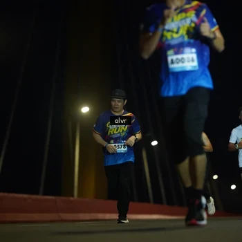 Runner Photo 9189115