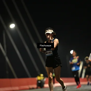 Runner Photo 9190345