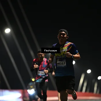 Runner Photo 9190672