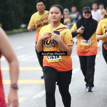 Runner Photo 9191003