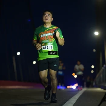 Runner Photo 9191244