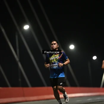 Runner Photo 9192511
