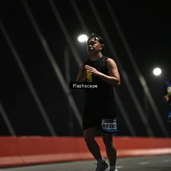 Runner Photo 9192571
