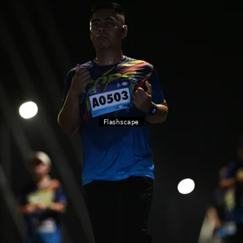 Runner Photo 9192875