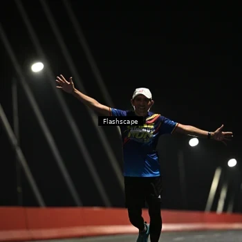 Runner Photo 9193446