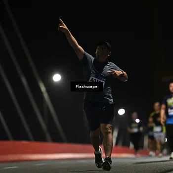 Runner Photo 9193590