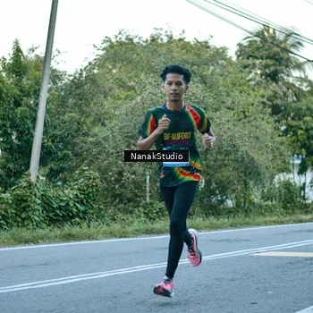 Runner Photo 9199692