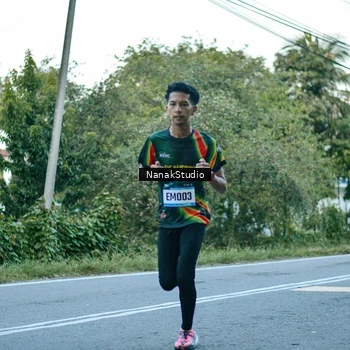 Runner Photo 9199739