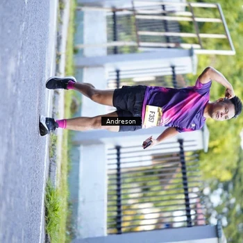 Runner Photo 9202105