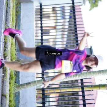 Runner Photo 9202200