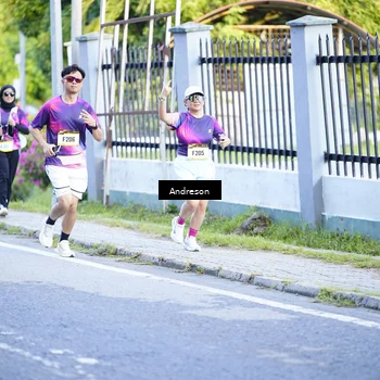 Runner Photo 9202365