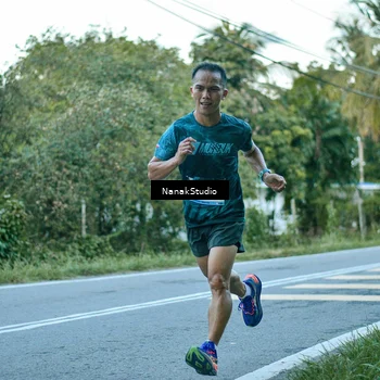 Runner Photo 9203024