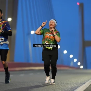 Runner Photo 9203137