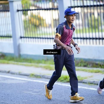 Runner Photo 9203403