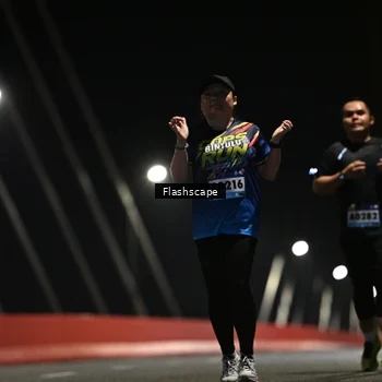 Runner Photo 9203640