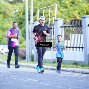 Runner Photo 9204012