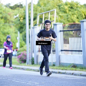 Runner Photo 9204091