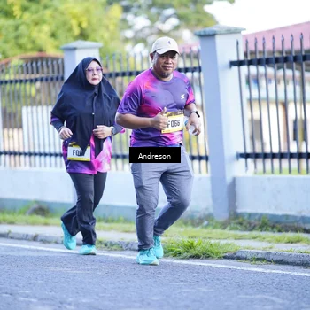 Runner Photo 9204101