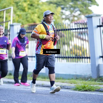 Runner Photo 9204133