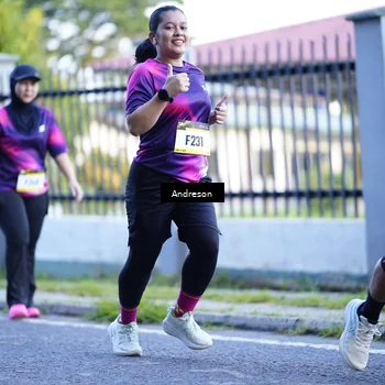 Runner Photo 9204176