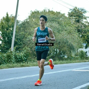 Runner Photo 9204263