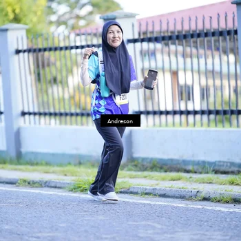 Runner Photo 9204759