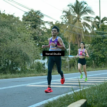Runner Photo 9204917