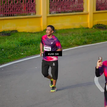 Runner Photo 9205243