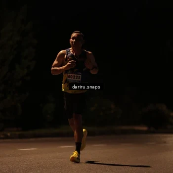 Runner Photo 9205963