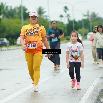 Runner Photo 9206075