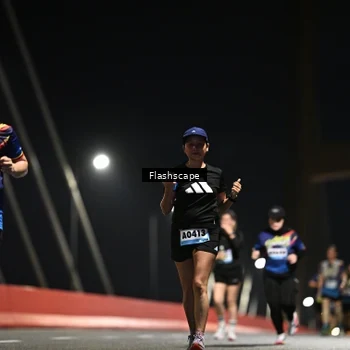 Runner Photo 9207011