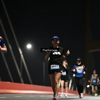 Runner Photo 9207015