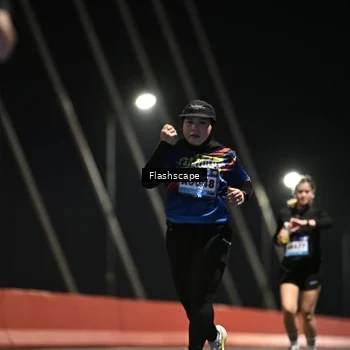 Runner Photo 9207027