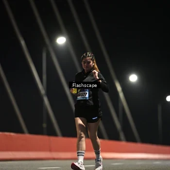 Runner Photo 9207042