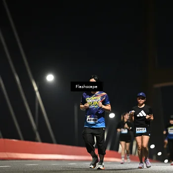 Runner Photo 9207092