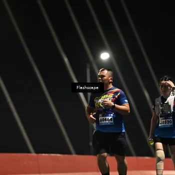Runner Photo 9207106